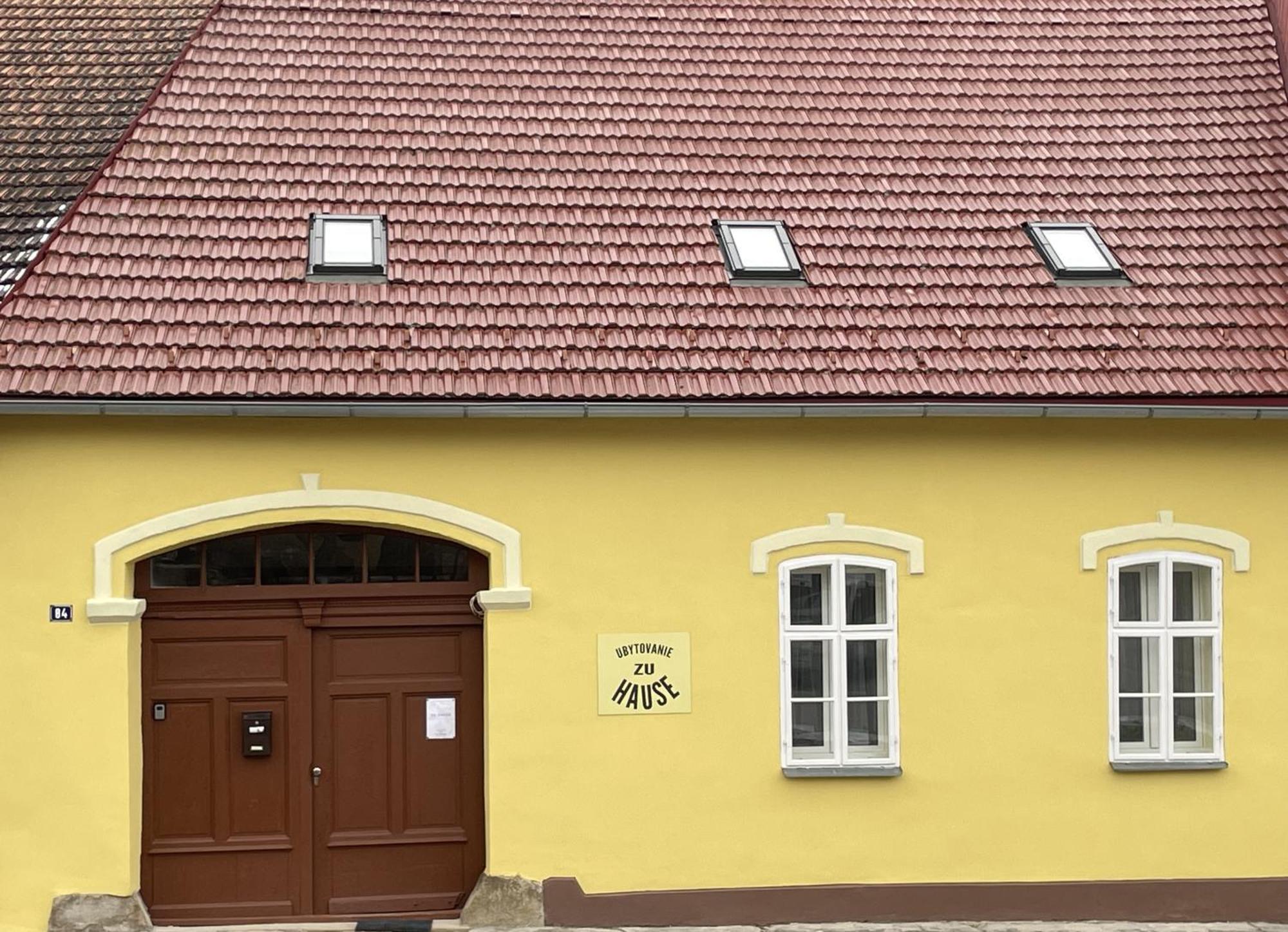 Zu Hause Vrbov Exterior foto